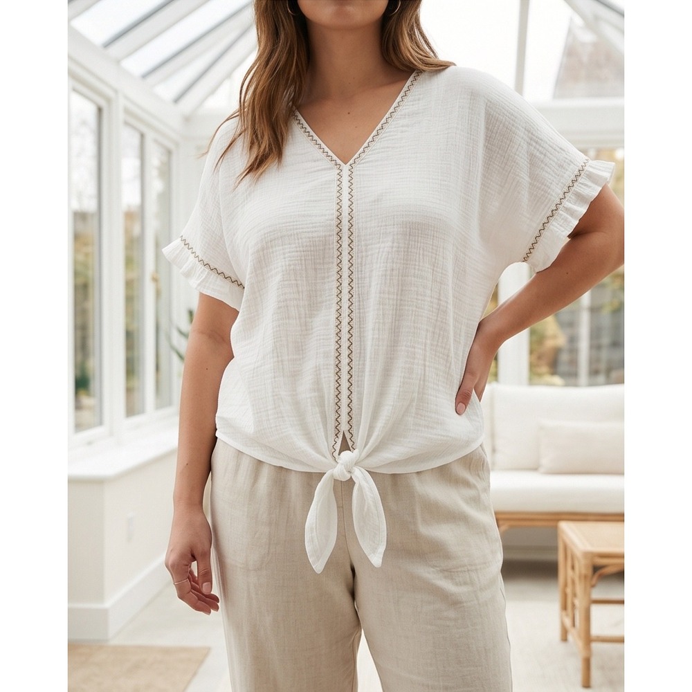 Max Studio Ivory Textured Gauze V-Neck Tie Front Blouse‎ 1X NWT 9W04S38